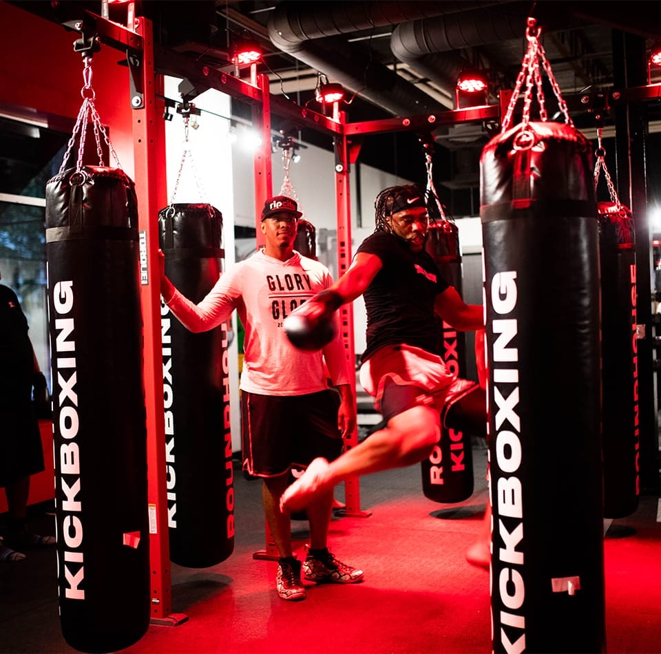 Home 1 best kick boxing training at Roundhouse Kickboxing